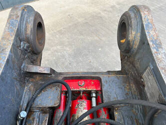 2019-caterpillar-325-1415137-45413952