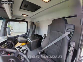 2025-mercedes-benz-arocs-3340-1388352-45413958