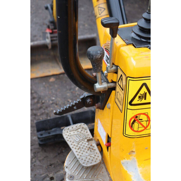 2018 JCB 8008 CT-45414000