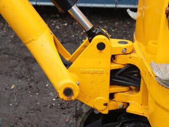 2019-jcb-8008-cts-1415145-45414120