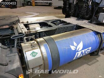 2017-iveco-stralis-400-1389888-45414142