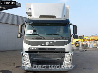 2015-volvo-fm-330-1391439-45414511