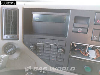 2015-volvo-fm-330-1391439-45414586