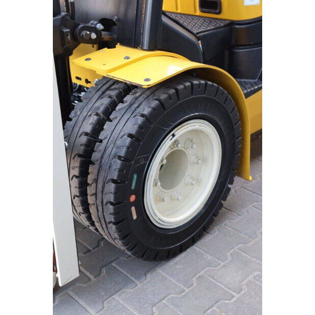 2023 Yale GDP3.5NV2442-45414710