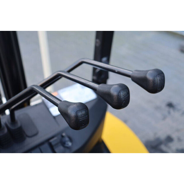 2023 Yale GDP3.5NV2442-45414761