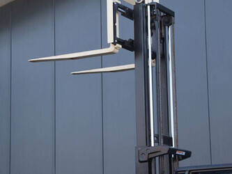 2023-yale-gdp3-5nv2442-45414793