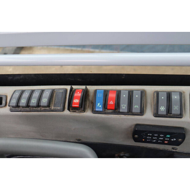 2021 نيوسون DV60-45414875