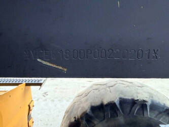 2013-volvo-ew180d-1415175-45415039