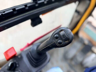 2013-volvo-ew180d-1415175-45415042