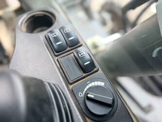 2013-volvo-ew180d-1415175-45415045