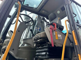 2013-volvo-ew180d-1415175-45415047