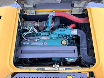 2013-volvo-ew180d-1415175-45415048