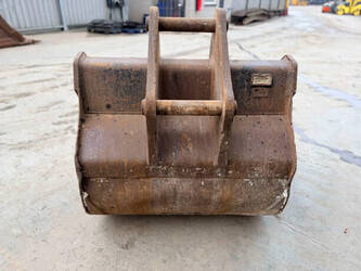 2013-volvo-ew180d-1415175-45415051