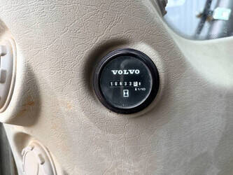 2013-volvo-ew180d-1415175-45415070