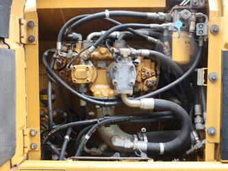 2005-caterpillar-318cl-1415177-45415112