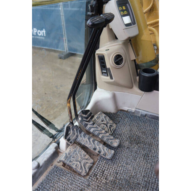 2005 Caterpillar 318CL-45415124