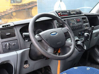 2009-ford-transit-bambino-45415261