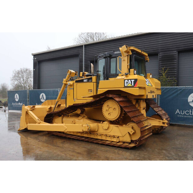 Caterpillar D6T LGP-45415282