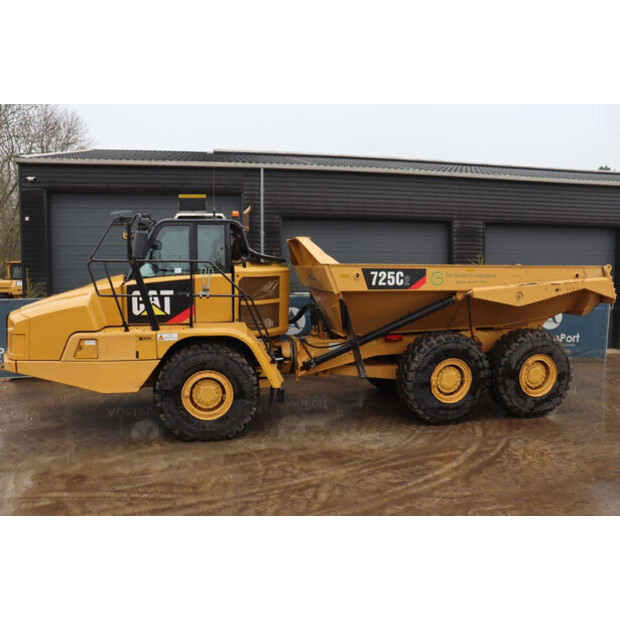 2016 Caterpillar 725C2-45415317
