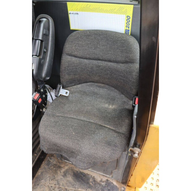 2016 Caterpillar 725C2-45415337