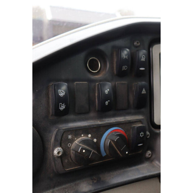 2016 Caterpillar 725C2-45415350