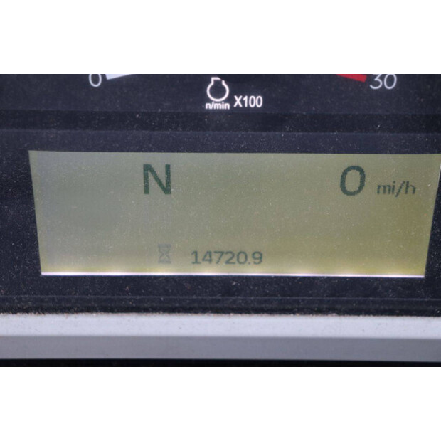 2016 Caterpillar 725C2-45415352