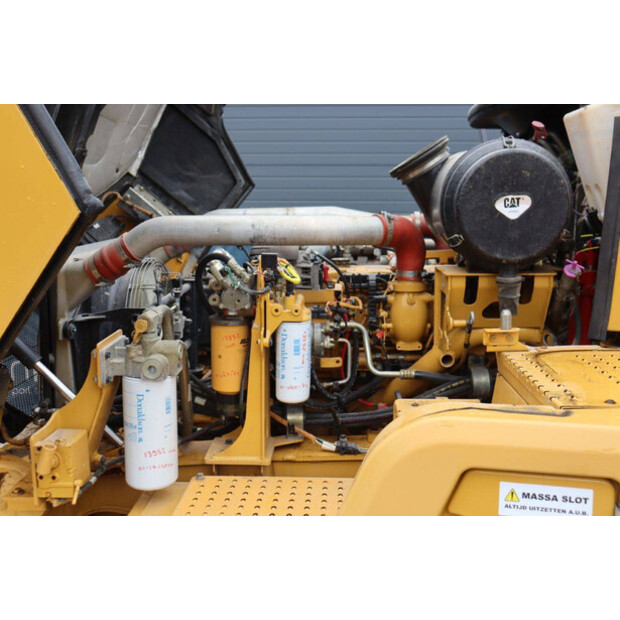 2016 Caterpillar 725C2-45415357