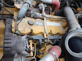 2016-caterpillar-725c2-1415182-45415360