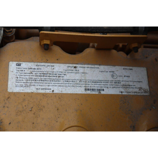 2016 Caterpillar 725C2-45415362