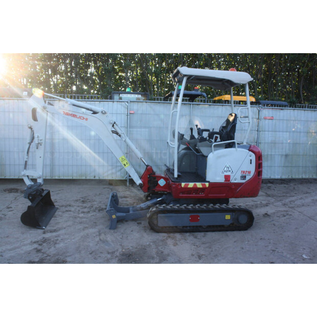 2017 TAKEUCHI TB216-45415424