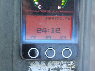 2017-takeuchi-tb216-1415185-45415427