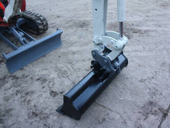 2017-takeuchi-tb216-1415185-45415432