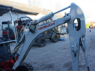 2017-takeuchi-tb216-1415185-45415433