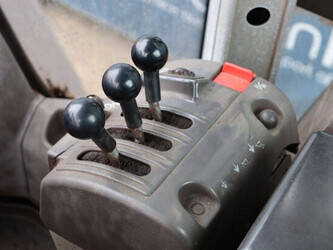 2011-volvo-l70f-1415188-45415494