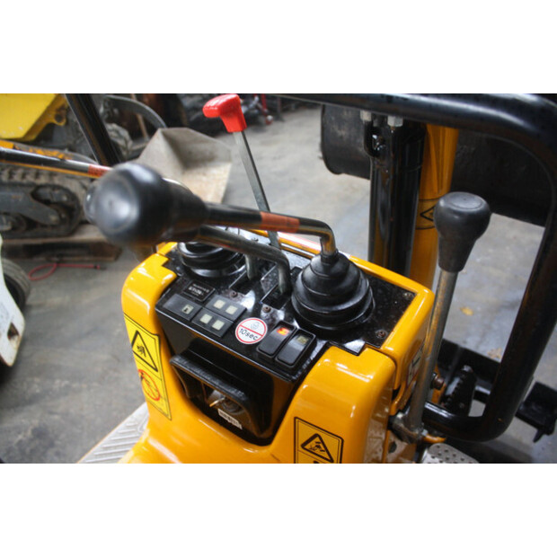 2019 JCB 8008 CTS-45415533