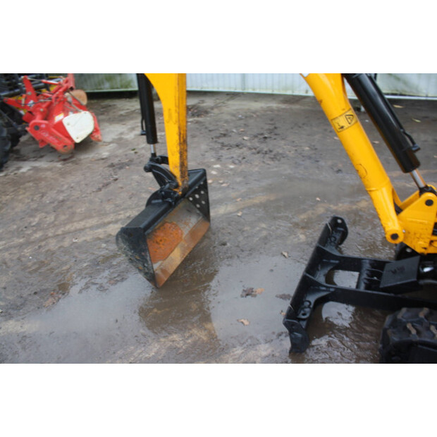 2019 JCB 8008 CTS-45415539