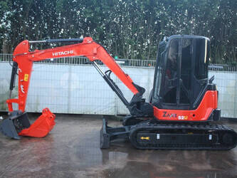 2013-hitachi-zx52u-3-clr-1415191-45415545
