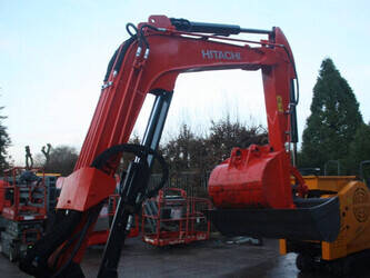 2013-hitachi-zx52u-3-clr-1415191-45415563