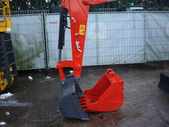 2013-hitachi-zx52u-3-clr-1415191-45415566