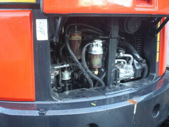 2013-hitachi-zx52u-3-clr-1415191-45415570