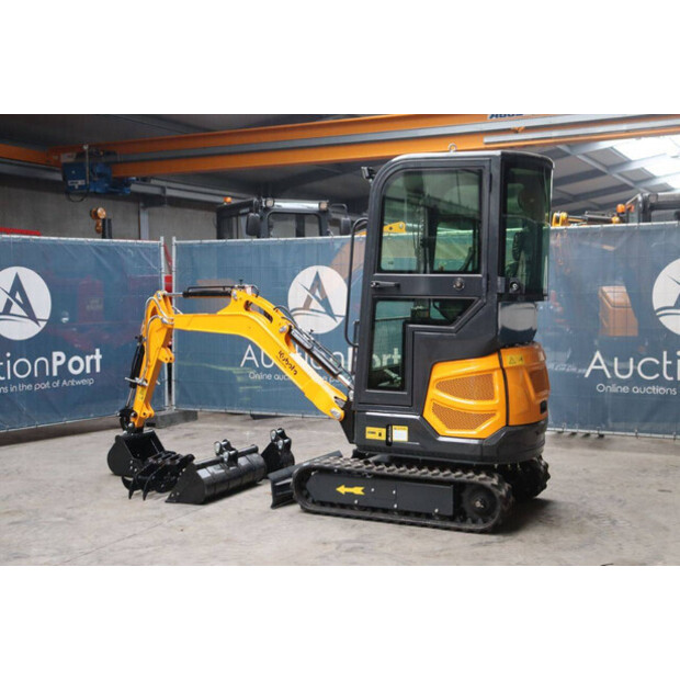 2025 Landward XT18U-45415691