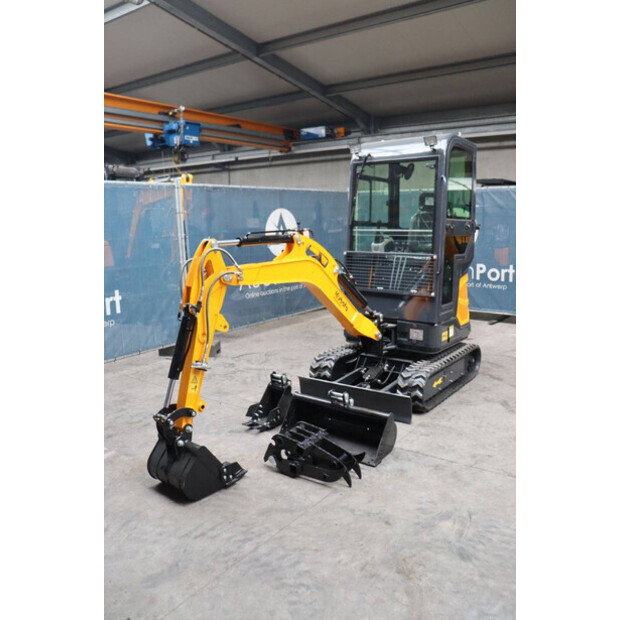 2025 Landward XT18U-45415697