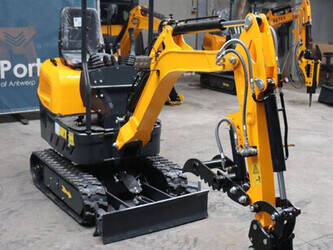 2025-landward-xt10-1415199-45415778