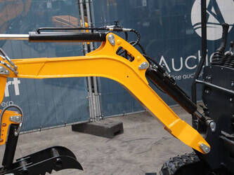 2025-landward-xt10-45415860