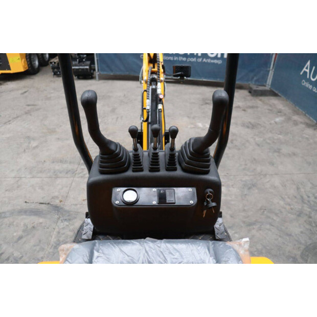 2025 Landward XT10-45415868