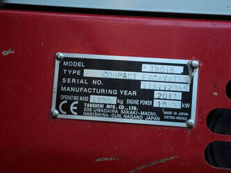 2011-takeuchi-tb016-1415217-45416197