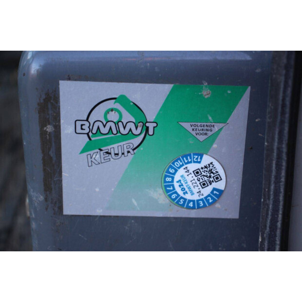 2011 تاكوتشي TB016-45416203