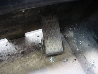 caterpillar-247b-1415224-45416375