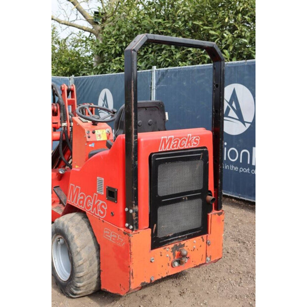 2009 Macks 227-45416429