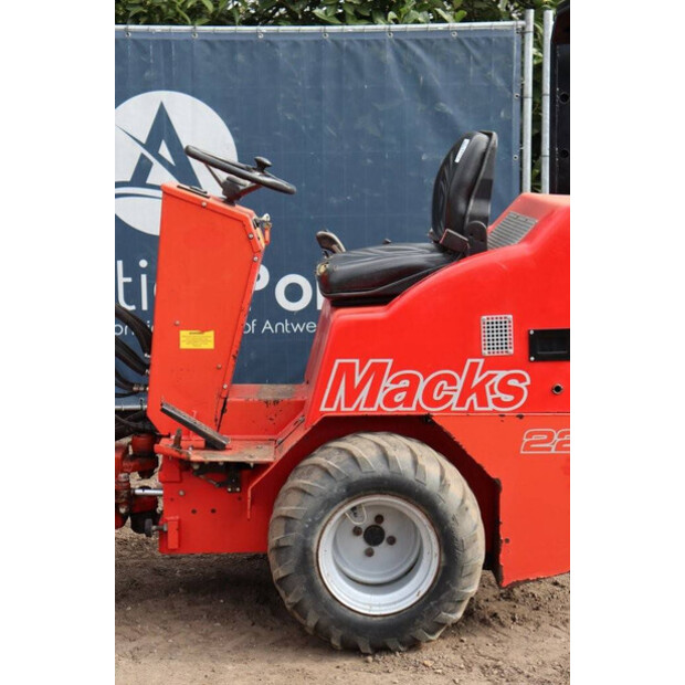 2009 Macks 227-45416431